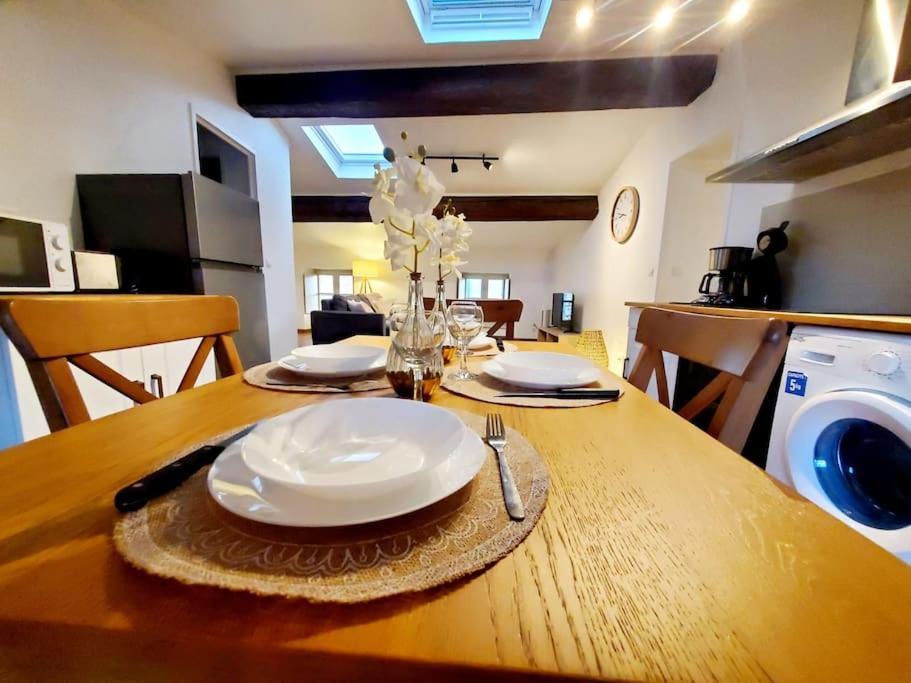 Appartement Chaleureux Au Pied De La Cite Avec Parking Каркассон Экстерьер фото